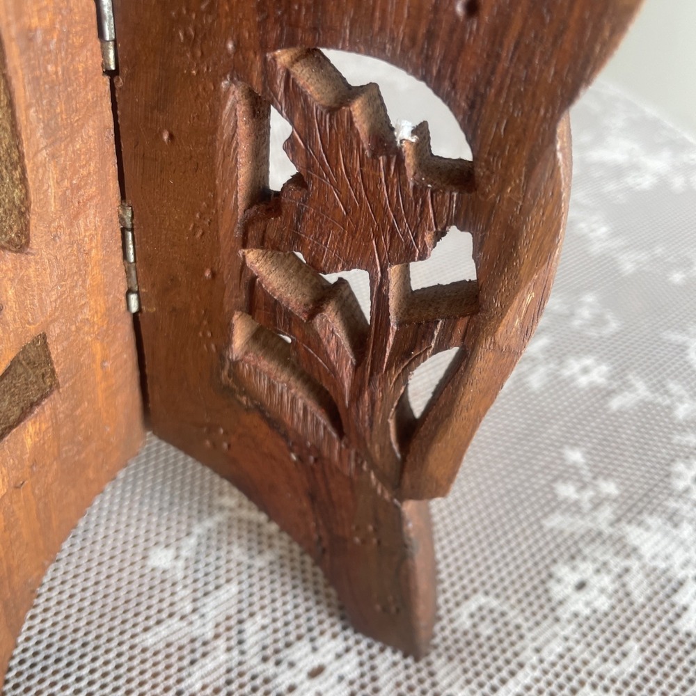 Vintage Hand Carved Wood 3 Leg Folding Mini Plant Book Stand Floral India - Picture 15 of 16